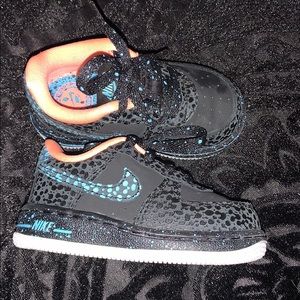 Toddler Air Force 1.